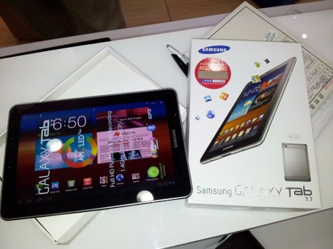 Banean Samsung Galaxy Tab 7.7 En Toda Europa